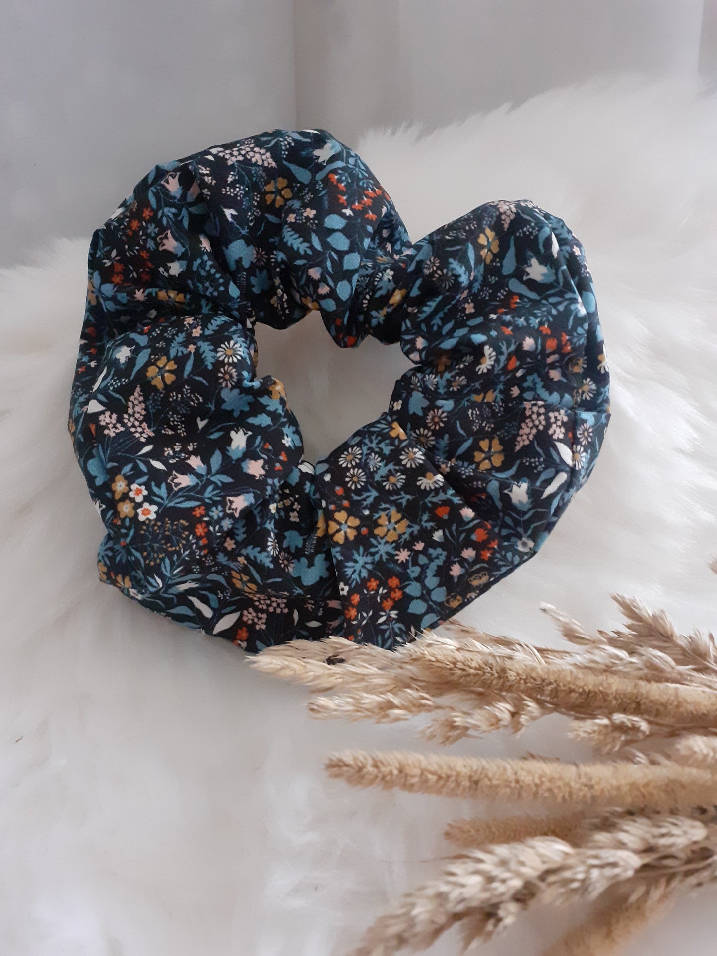 Scrunchie / Chouchou: blue tones