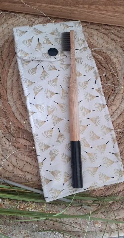 Golden fan - Toothbrush case