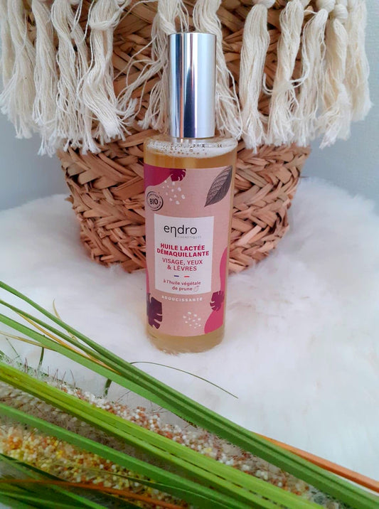 Organic milky make-up remover oil